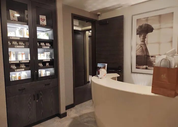 Hoodoo Moab, Curio Collection By Hilton Hotel