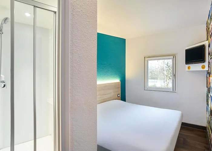 Hotelf1 Antibes Sophia Antipolis