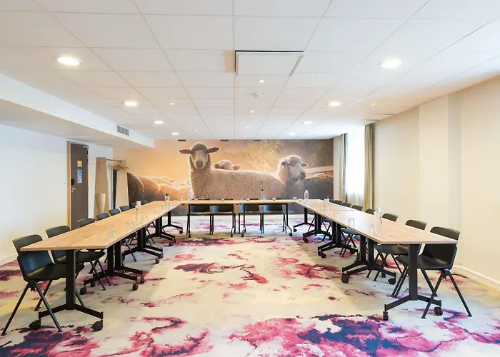 Saclay Hotels