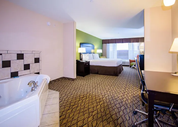 Jenks Hotels