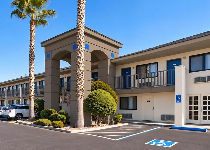 Safford Hotels