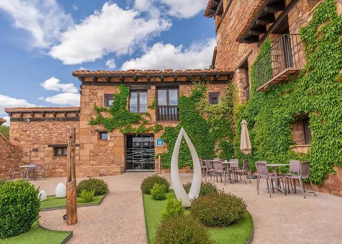 Hotel Restaurante Masía la Torre Mora de Rubielos