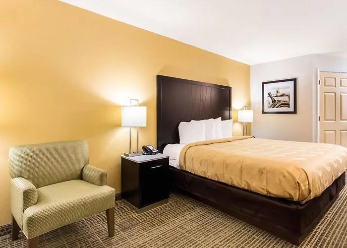 Quality Inn Trussville I-59 Exit 141