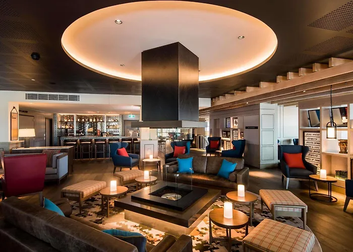 Warwick Farm Hotels