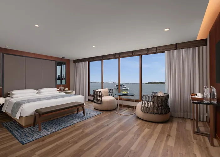 Grand Hyatt Kochi Bolgatty Hotel