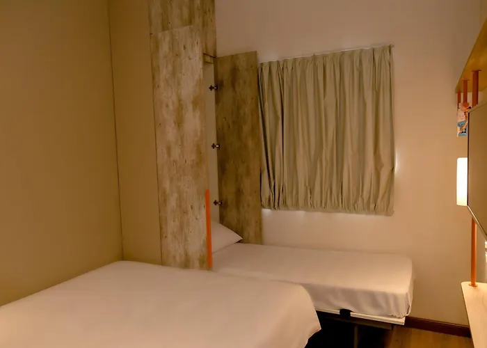 Ibis Budget Lorena - Circuito da Fé
