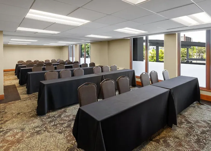 Holiday Inn Nashville - Vanderbilt - Dwtn By Ihg