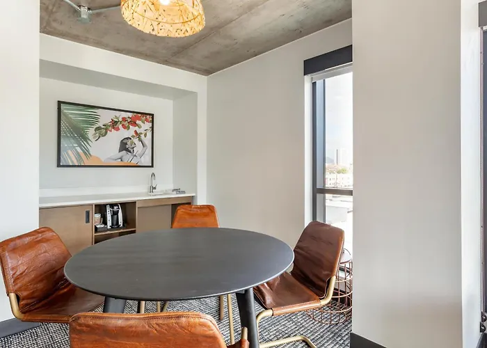 Cambria Downtown Phoenix Convention & Airport Hotel