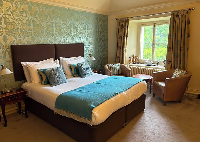 Lampeter Hotels