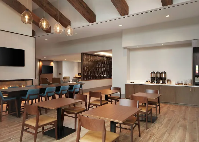 Reston Hotels
