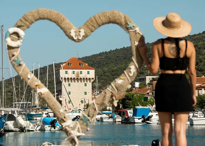 Hotels in Marina