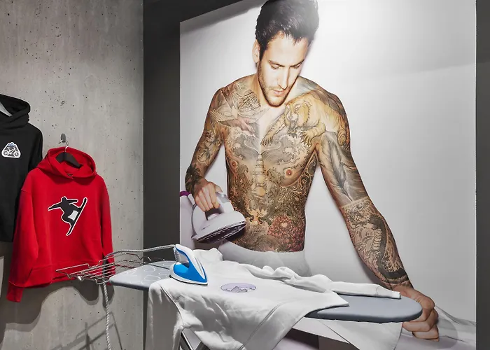 Moxy Lausanne City