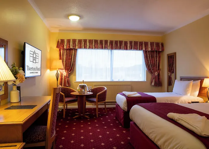 Tiverton (Devon) Hotels