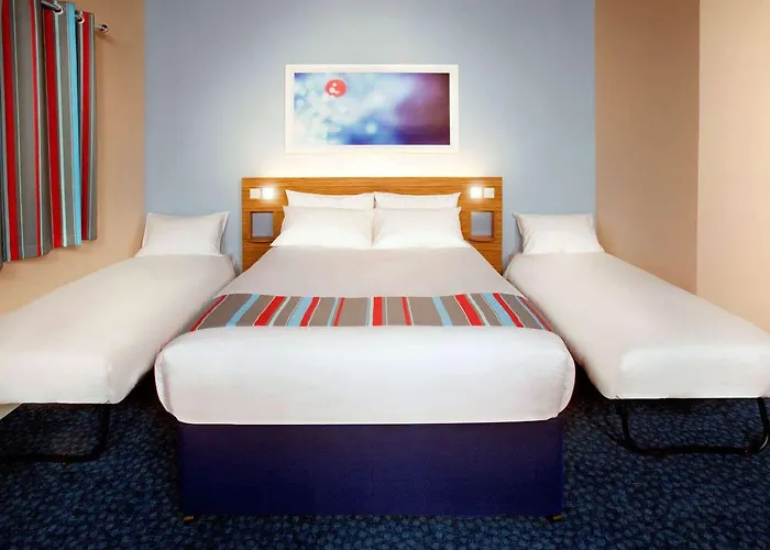 Hotels in Highclere