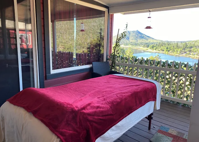 Quiet Mind Mountain Lodge, Retreat & Spa Julian