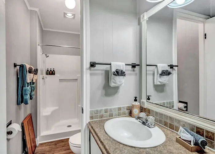 Quitman Hotels