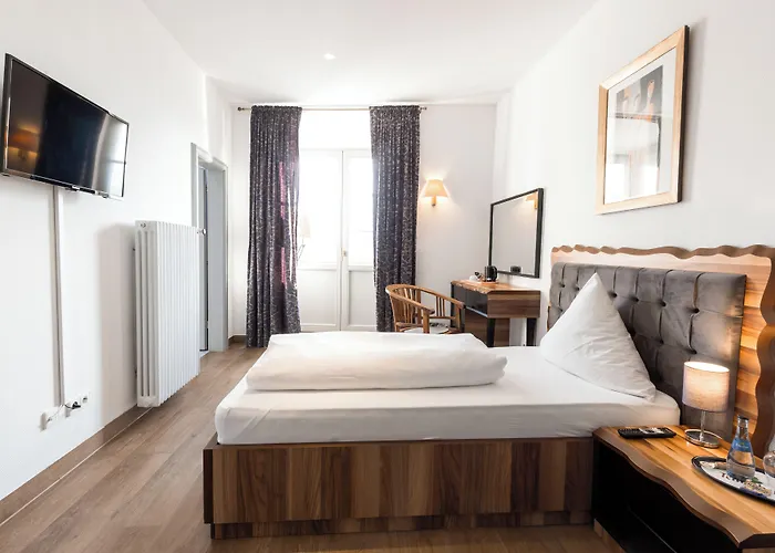 Hotels in Obrigheim (Neckar-Odenwald-Kreis)
