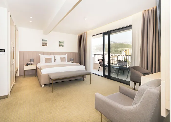 Hotels in Budva