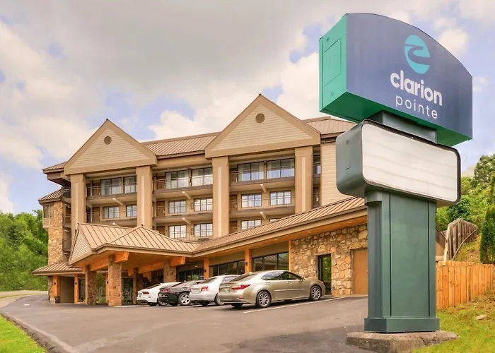 Clarion Pointe Downtown Gatlinburg Hotel