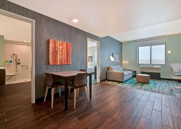 Atascadero Hotels