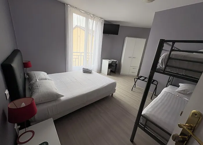 Ax-les-Thermes Hotels