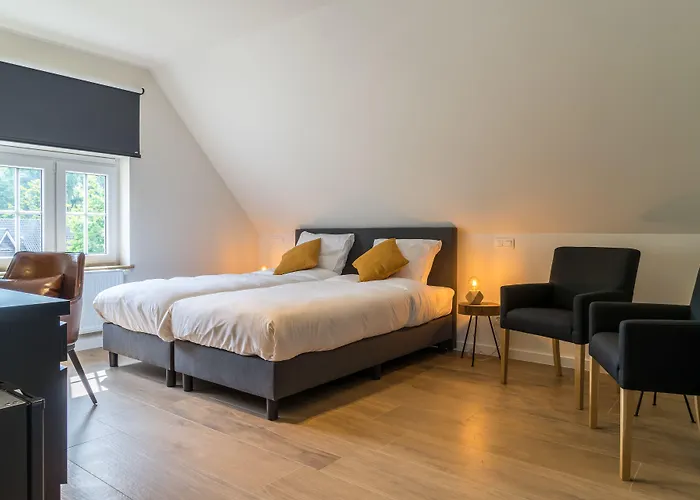 Hotels in Mol