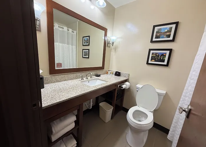 Giles Hotel Inn And Suites