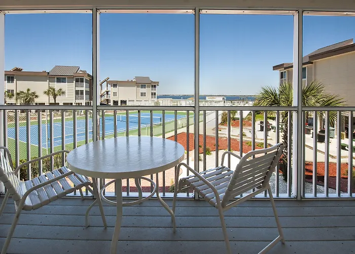 Getaways At Soundside Holiday Beach Resort Pensacola Beach