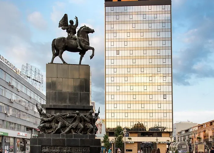 Hotels in Ni