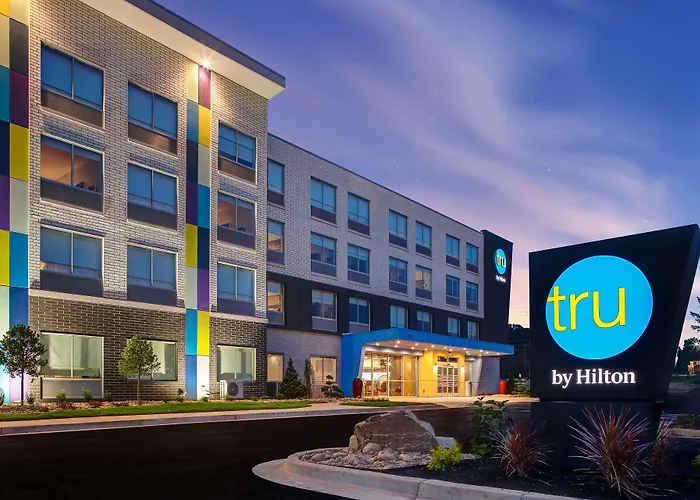 Lithia Springs Hotels
