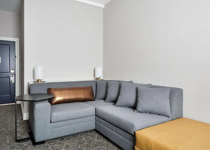The Sire Hotel Lexington, Tapestry Collection By Hilton