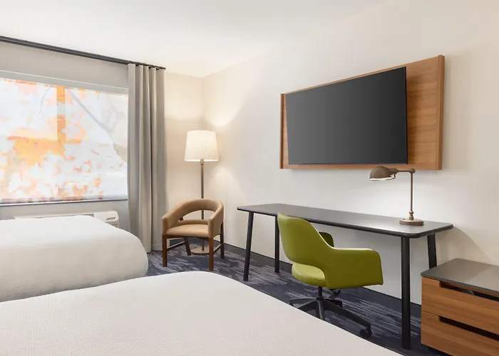 Rockaway Hotels
