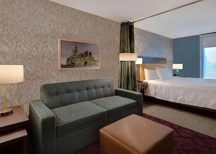 East Hanover Hotels