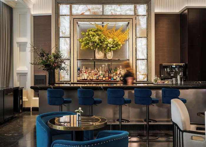 Four Seasons Hotel One Dalton Street, Boston