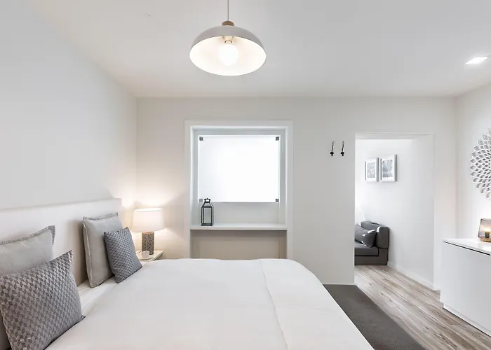 Jr Studios & Suites I Rius I