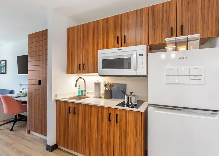 Uptown Suites Extended Stay Denver Co -Westminster