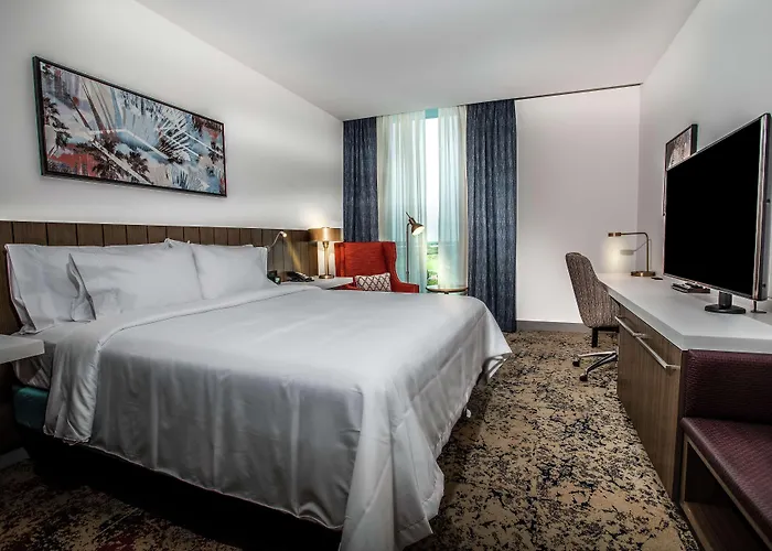 West Palm Beach Hotels With Pool