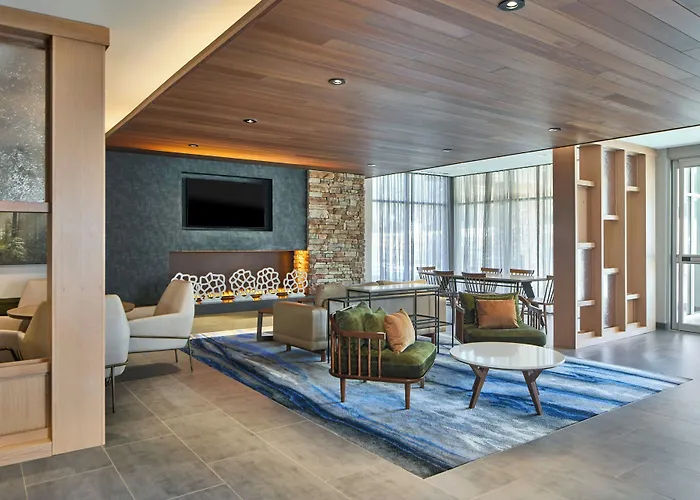 Cornelia Hotels