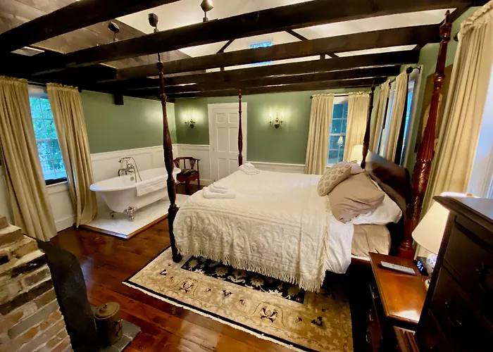 Silsbee'S By Daniels House Hotel Salem