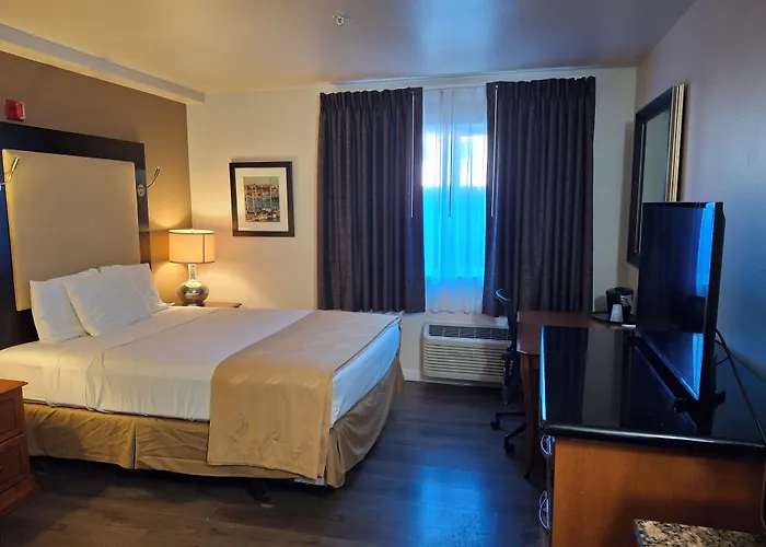 Toppenish Hotels