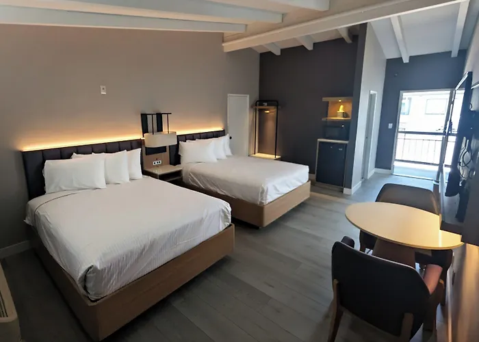 Luxury Inn Norwalk