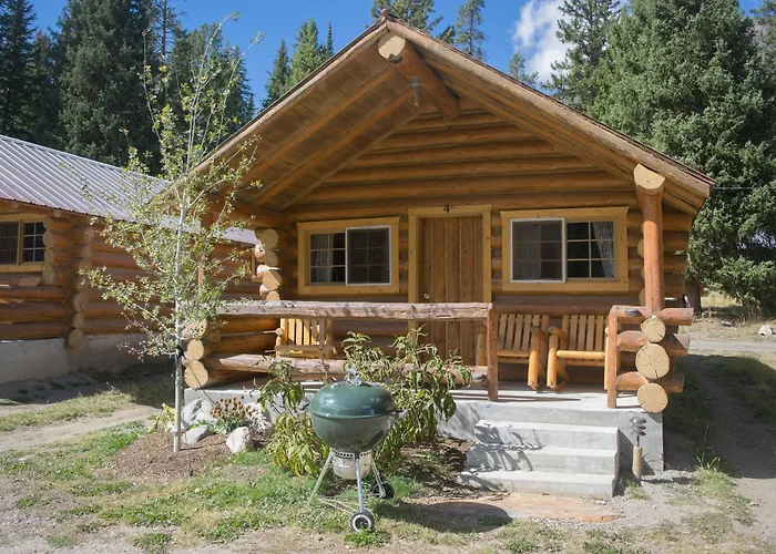 Silver Gate Lodging