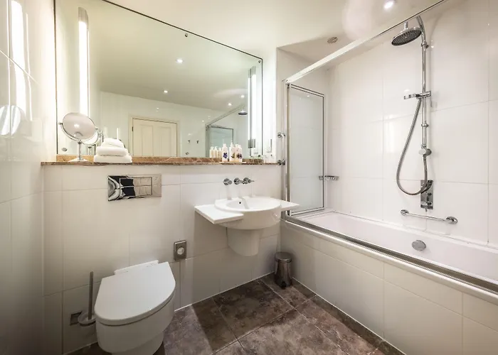 Stoke by Nayland Hotels
