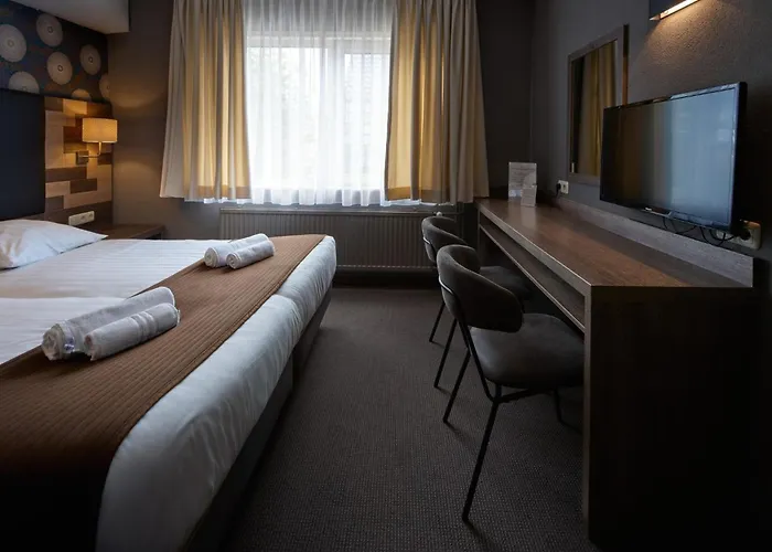 Hotels in Zwanenburg