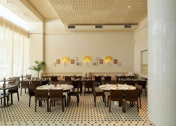Highett Hotels