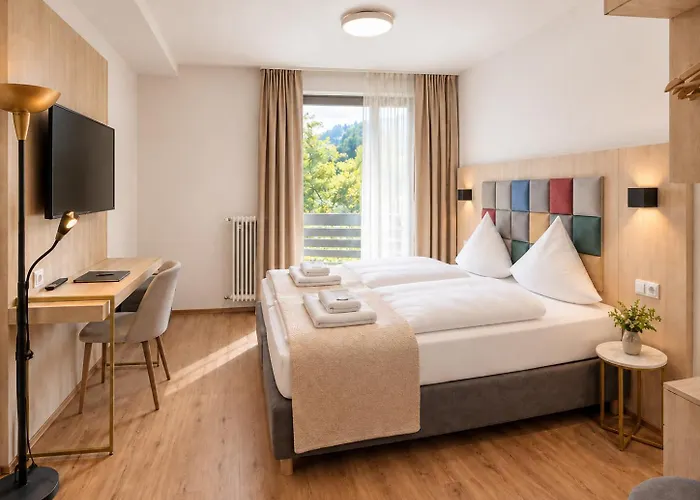 Hotel Kurparkblick inkl Therme und Sauna Eintritt Bad Bergzabern