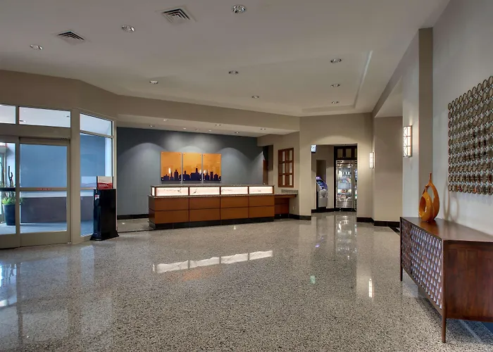 Coralville Hotels