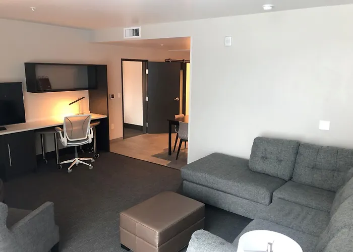 Montebello Hotels