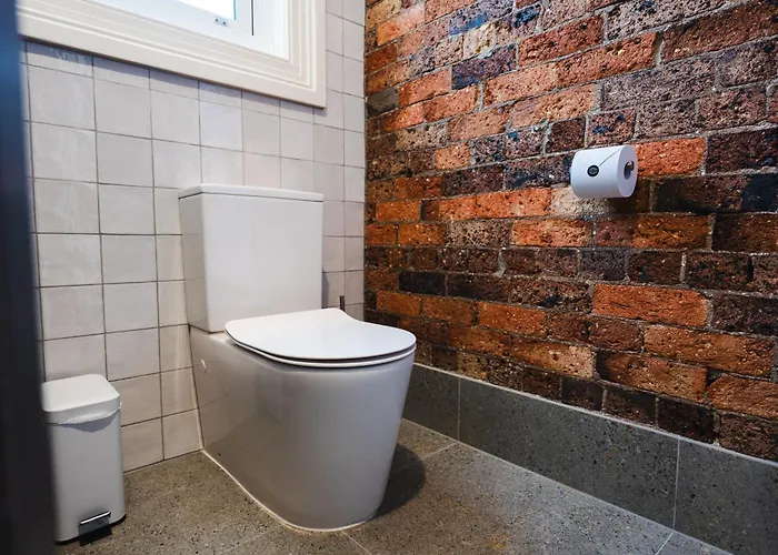 Inverell Hotels