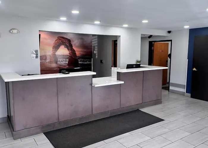 Midvale Hotels